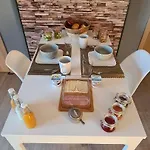 Maison Roha - & Wellness 3* دينانت