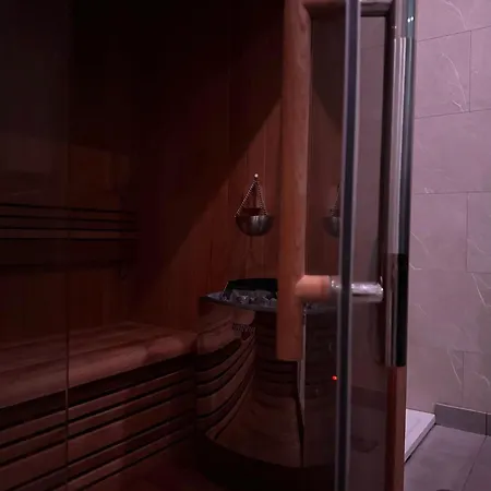 Maison Roha - & Wellness Bed & Breakfast 3*